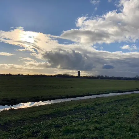 Bed & Breakfast Beemster Tiny House 3*